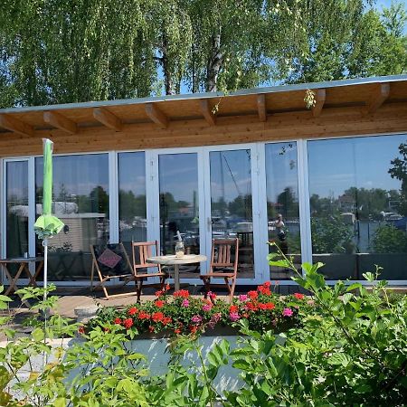 Tiny House Oder Ferienwohnung Auf Der Sunset Marina Berlino Esterno foto