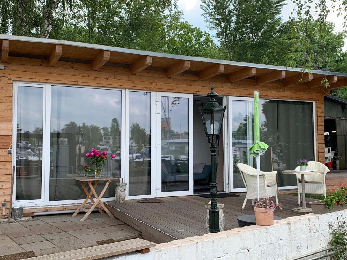 Tiny House Oder Ferienwohnung Auf Der Sunset Marina Berlino Esterno foto