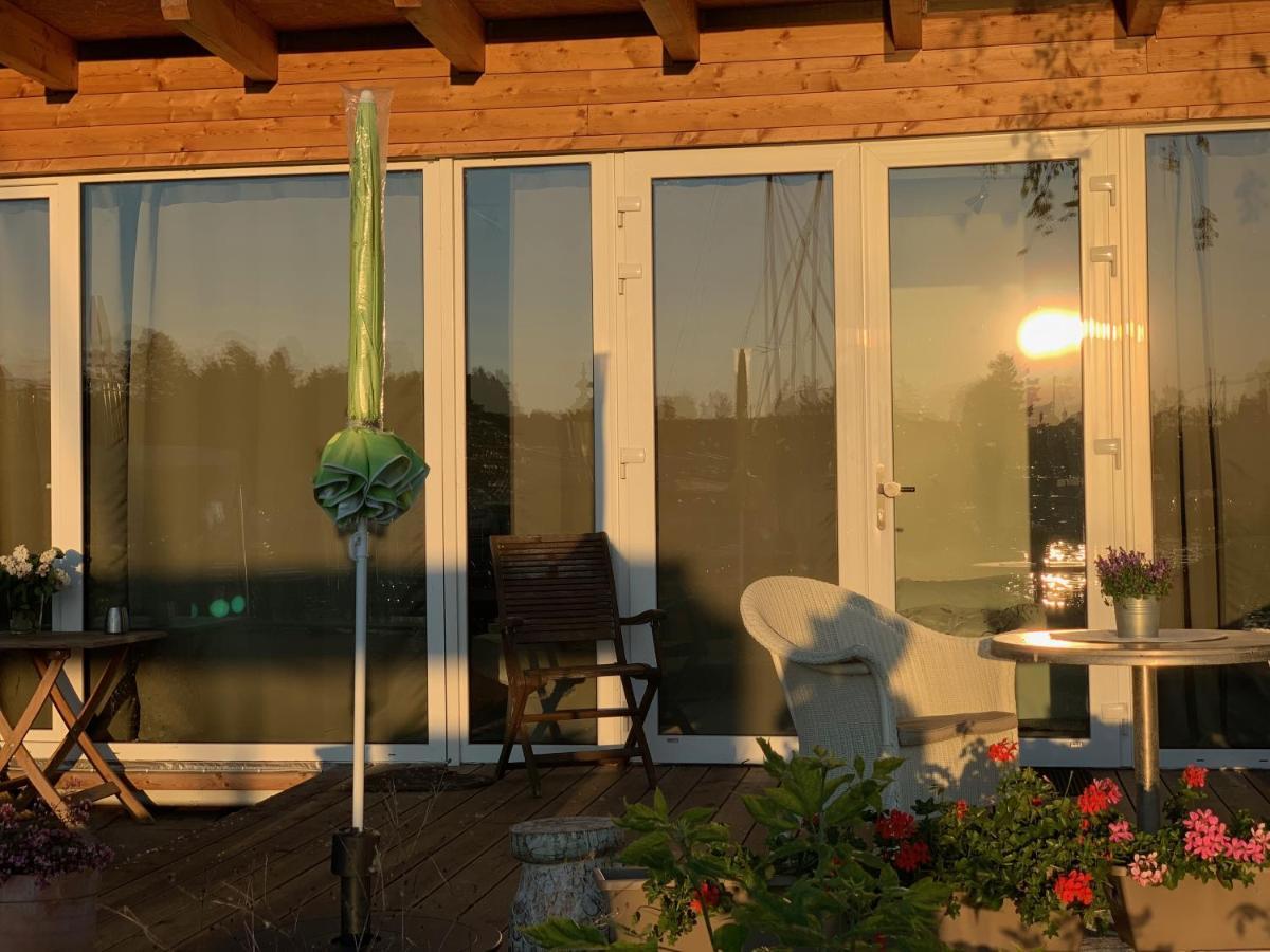 Tiny House Oder Ferienwohnung Auf Der Sunset Marina Berlino Esterno foto