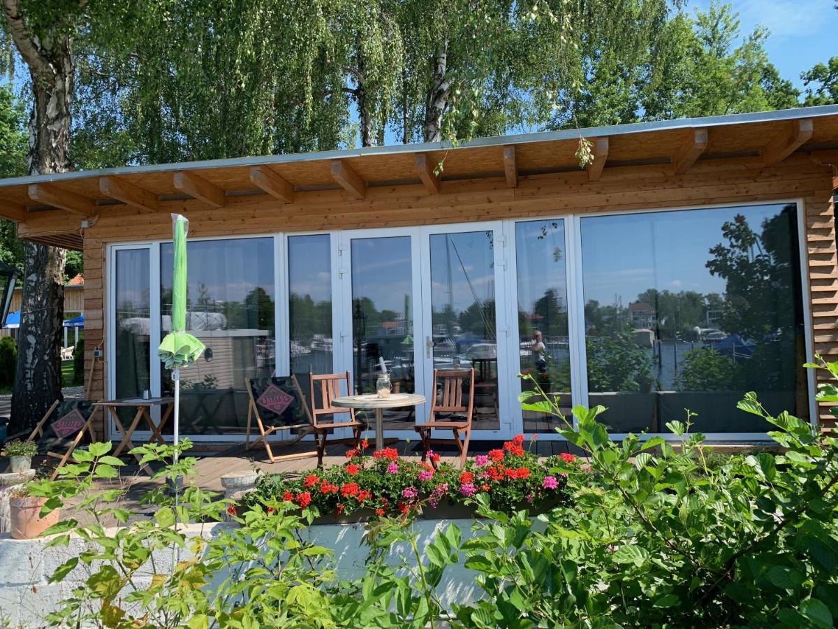 Tiny House Oder Ferienwohnung Auf Der Sunset Marina Berlino Esterno foto