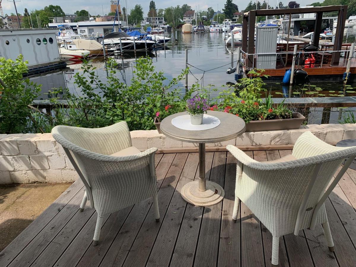 Tiny House Oder Ferienwohnung Auf Der Sunset Marina Berlino Esterno foto