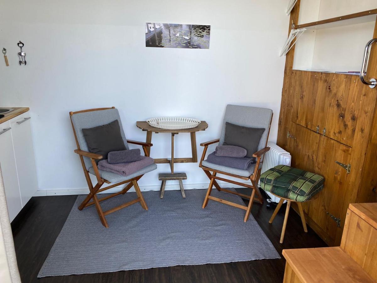 Tiny House Oder Ferienwohnung Auf Der Sunset Marina Berlino Esterno foto