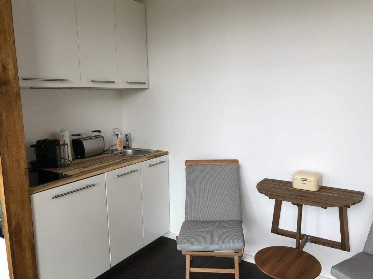 Tiny House Oder Ferienwohnung Auf Der Sunset Marina Berlino Esterno foto