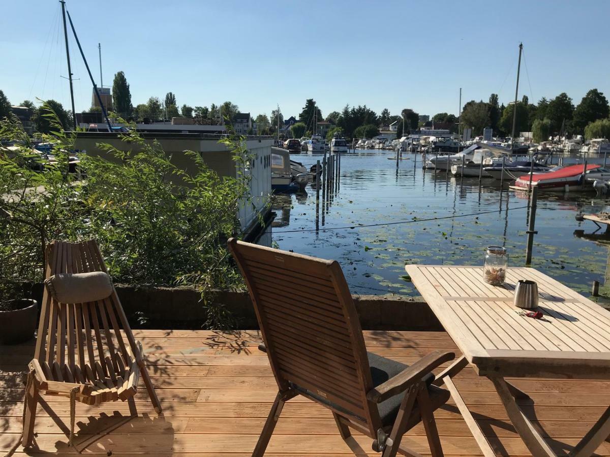 Tiny House Oder Ferienwohnung Auf Der Sunset Marina Berlino Esterno foto